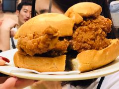 猪扒包-胜利茶餐室