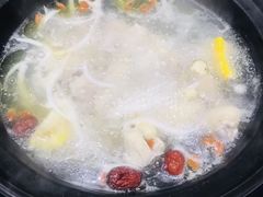 -马路边边串串香(双井直营店)