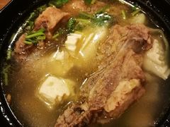 -三鞭一花·独一处·元英砂锅(海光寺店)