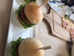 -LENBACH兰巴赫西餐啤酒坊(大连东港店)