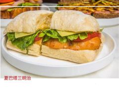 烟熏鸡肉夏巴塔三明治-WHEAT&BAKER-麥(凯德来福士店)