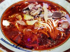 -八一路好吃街(雨田商务大厦店)