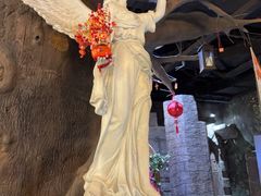 -暴风岛沉浸式体验馆(百联世纪店)