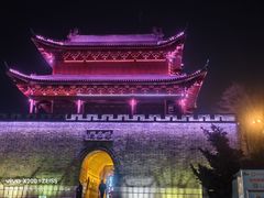 -巴陵广场
