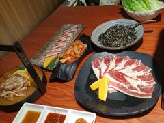 -山之屋炭火烧肉·生啤畅饮(大朗万科中央公园店)
