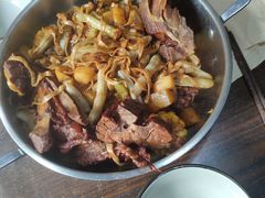 -内蒙焖面大盆骨餐馆(山大路店)
