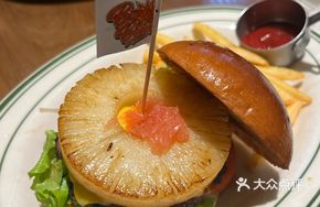 Hawaiian Handmade Beef Burger