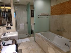 -西安赛瑞喜来登大酒店