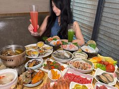-雍和会海鲜姿造自助(湖东路店)
