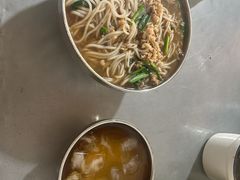 -正宗杨记普洱酸醋米线(总店)