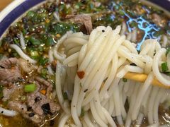 -云阿蛮云南生烫牛肉米线(奉贤路店)