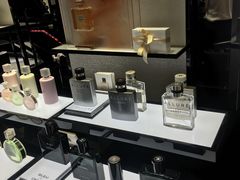 -CHANEL(IFS国金中心店)