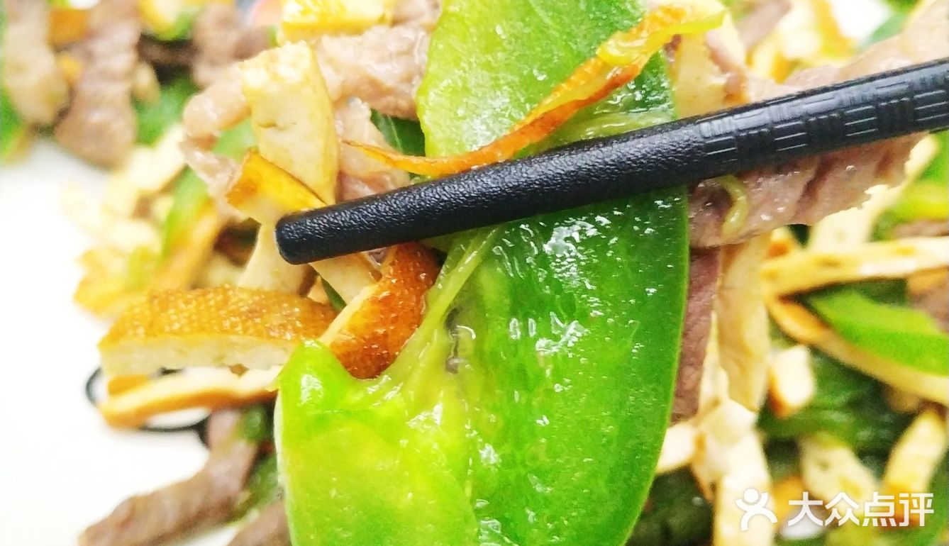 炒菜的时候来一点，这个甜椒感觉还蛮不错的。