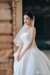 -莫小姐婚纱