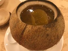 原只椰子海底椰乌鸡汤-潮喜竹溪荔湖酒家(荔枝湾店)