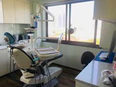 -Dr.Z dental仁康种植矫正中心