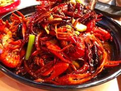 至尊香辣手抓龙虾-东厨虾煌(电子街店)