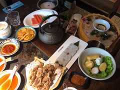 -老牌坊云南鱼豆花火锅(哈西万达店)