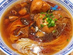 香菇面筋面-鲁达面馆本帮风味(共康东路店)