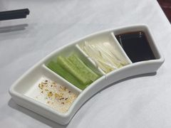 -万荣烤鸭店·北京菜(农光里店)