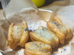 -臻鲜燕海鲜融合餐厅(金陵style店)