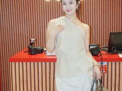 -杭州湖滨银泰in77