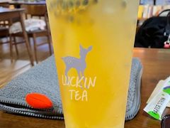 满杯百香果-瑞幸咖啡(南京绿地之窗店)