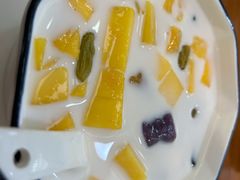芒果烧仙草-大甜九港式甜品(武林店)