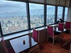 -上海龙之梦万丽酒店