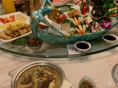 -海上明月海鲜火锅 鲜切牛肉