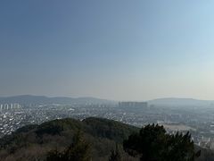 -灵岩山风景区