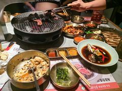 -草家酱蟹炭火烤肉店(珲春南路一店)