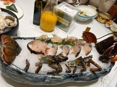 -红鼎豆捞·非遗鲍皇汤火锅(宝丰路店)