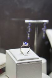 -克拉花园珠宝(诚品生活店)