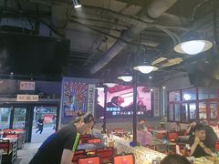 -马路牙子烧烤音乐酒馆(望京店)