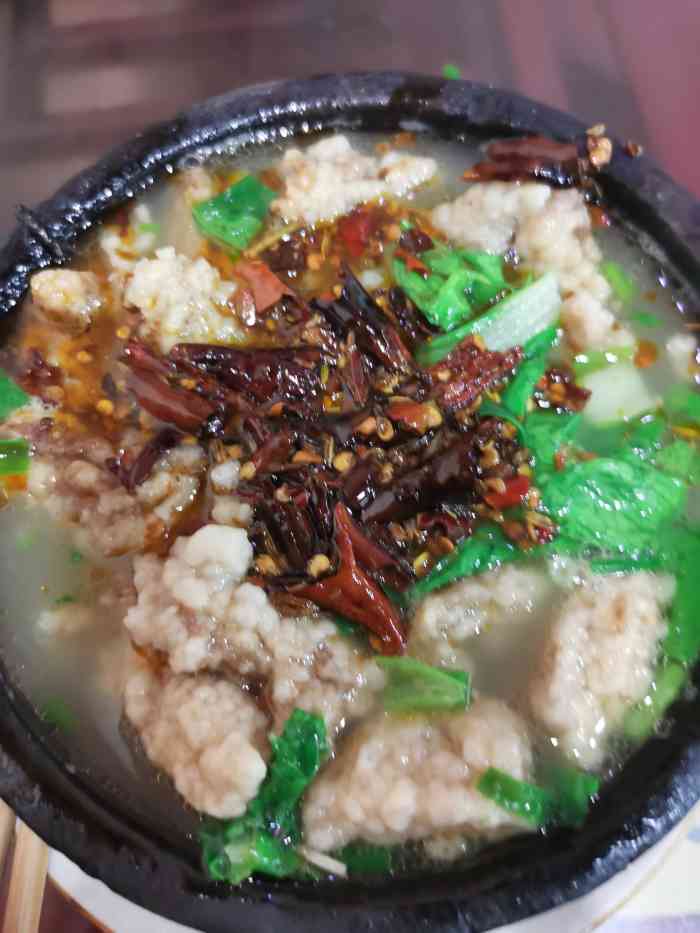 艺隆砂锅斋(和平路店)-"武陟砂锅火遍郑州,终于来到武陟本地,找了.