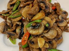 -汗腾格里·风味餐厅(新疆驻京办店)