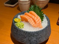 厚切三文鱼-山禾田·日料小屋(南山店)