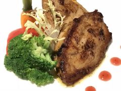 -元素自助餐厅·生蚝·海鲜·刺身(萝岗汇华希尔顿逸林酒店)
