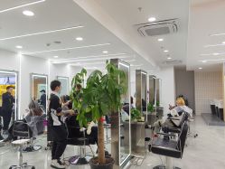-Coo Hair salon