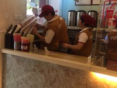-沪上阿姨鲜果茶(华新大街店)