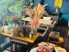-84那年咖啡馆(李沧万达店)