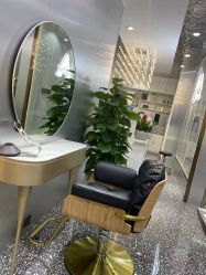 -Tloml salon