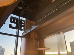 靠窗位-佬肥猫(国华广场店)