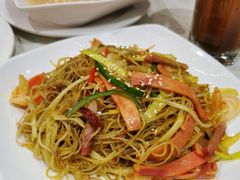 -香港新发烧腊茶餐厅(水围店)