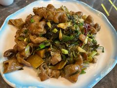 -曹胖子龙虾馆(黄桦路店)