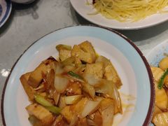 -鲁菜根·泰山菜(泰山店)