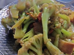 -天天向上素食餐厅(五台山店)