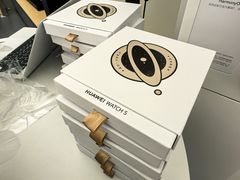 -华为授权体验店(华强北电子广场)