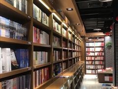 -南岸新华书店